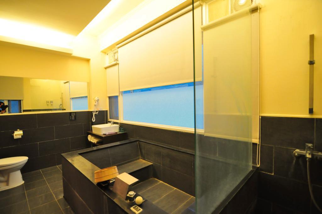 Hotel Courier Station Wulai Zewnętrze zdjęcie